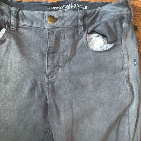 American Eagle gray distressed size 12 normcore stretchy jeggings - Picture 2 of 4